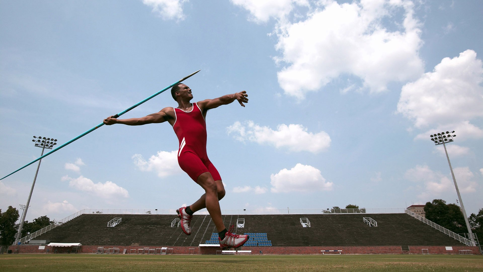 决赛激战!乌兰多挑战极限,乌兰托亚个人资料
